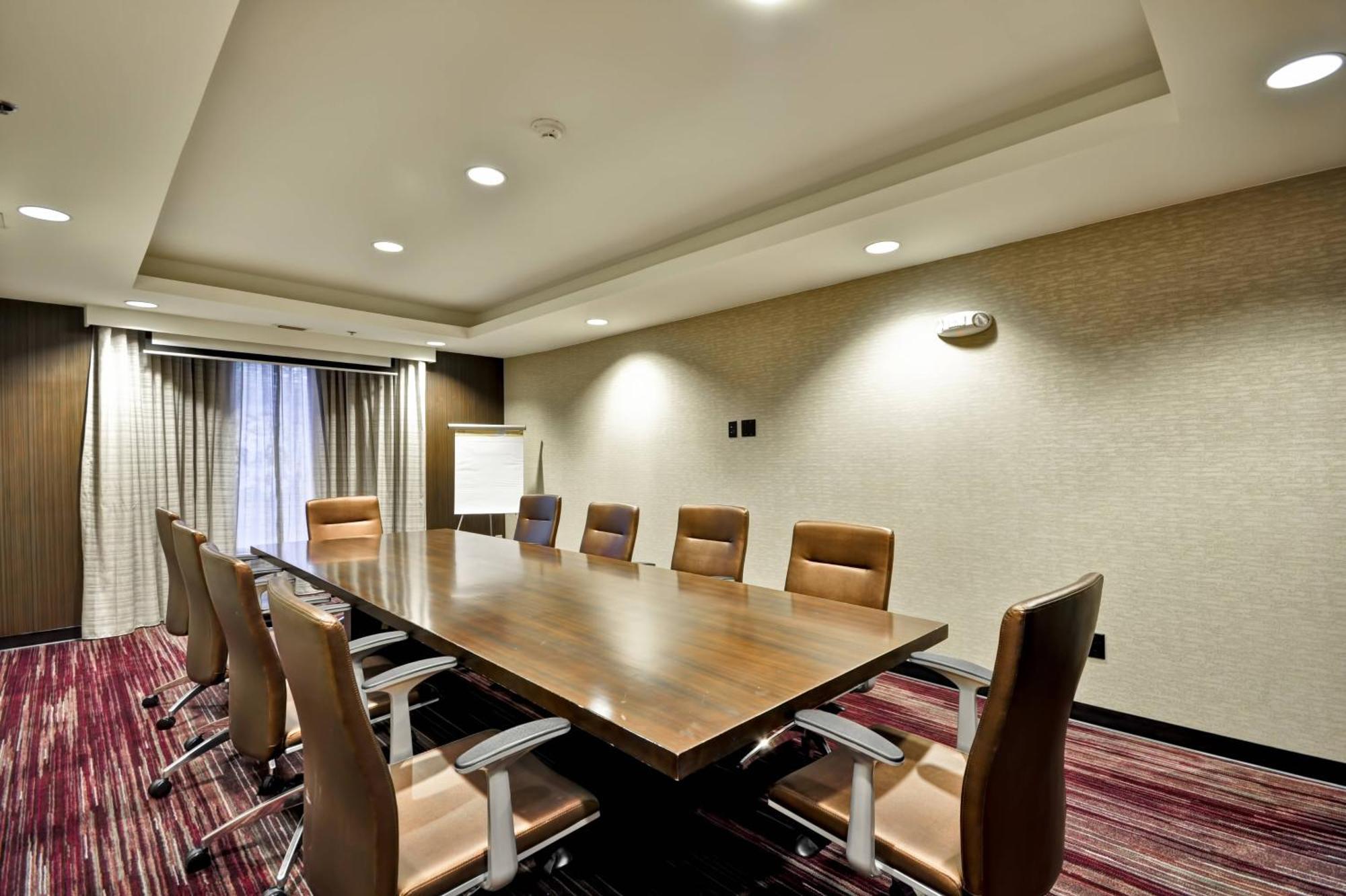 Courtyard By Marriott Jacksonville Airport/ Northeast Esterno foto